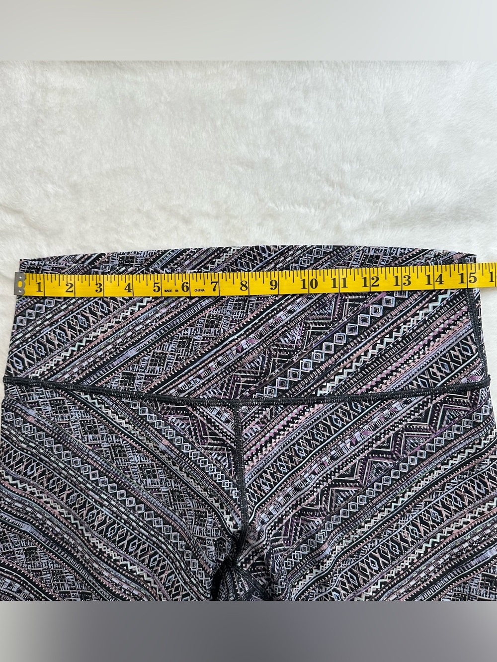 Lululemon Wunder Under High-Rise Tight 28" Tribal Pace White Black Size 12 - Picture 6 of 8